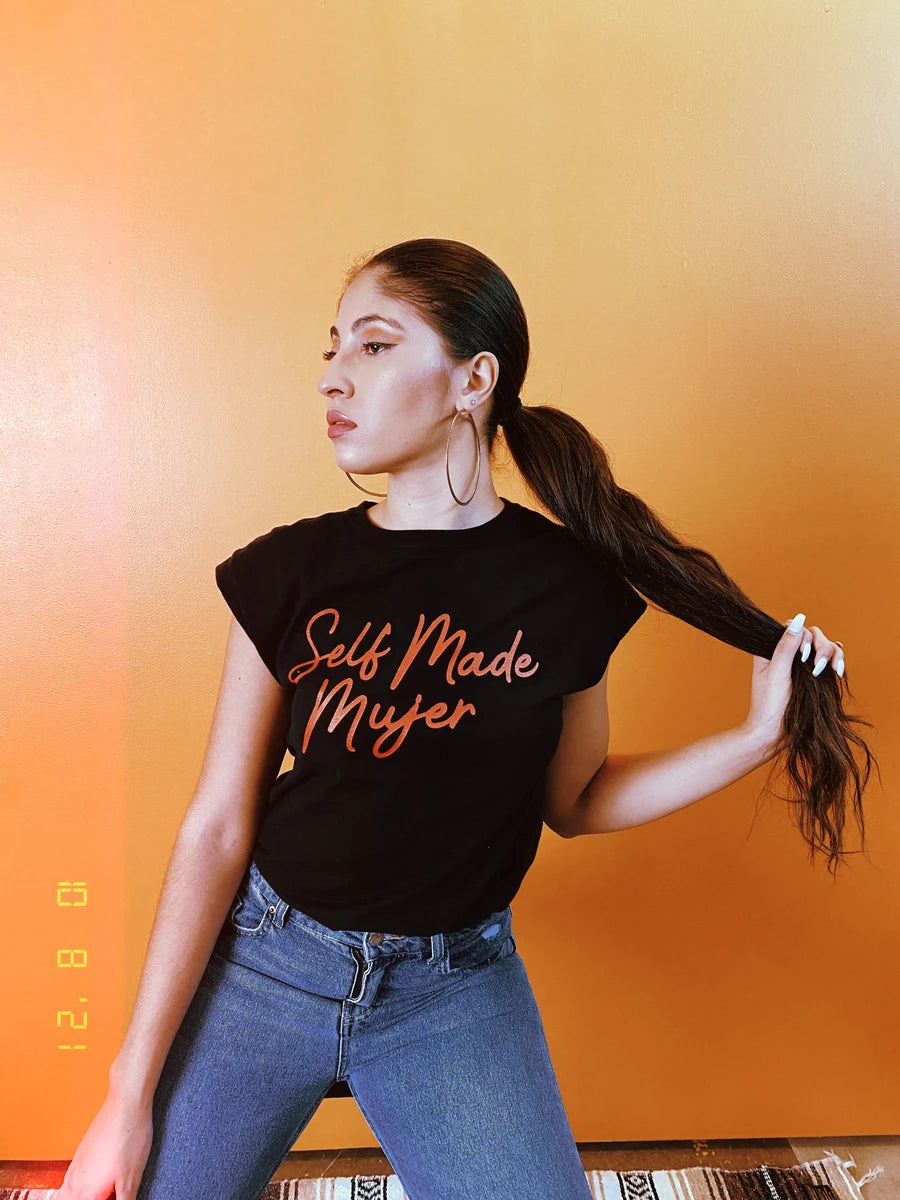 Self Made Mujer T-Shirt